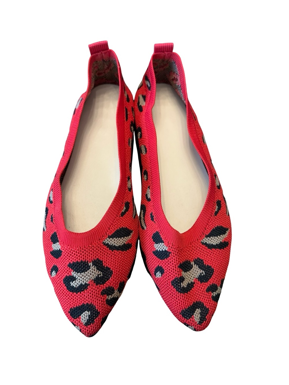 🧡 Women’s Red Leopard-Print Pointed Toe Flats 🧡